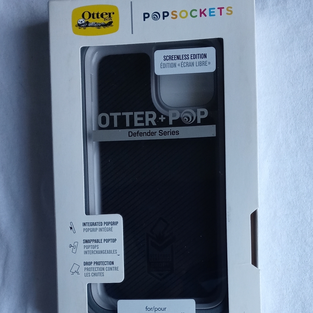 iPhone 11 Otter Box Case (Gray) w/ Pop-out